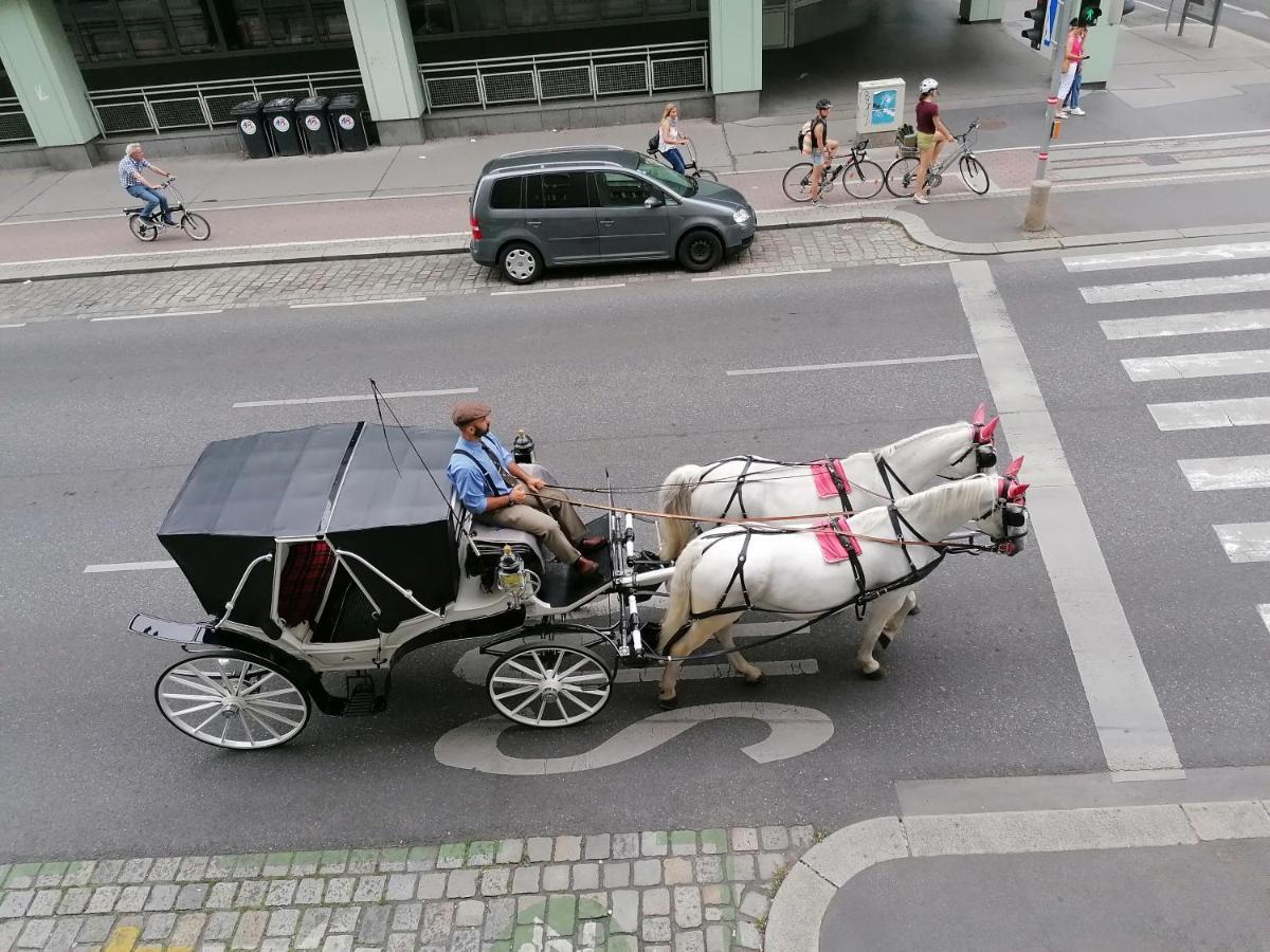 Operngasse-Karlsplatz Lejlighed Wien Eksteriør billede